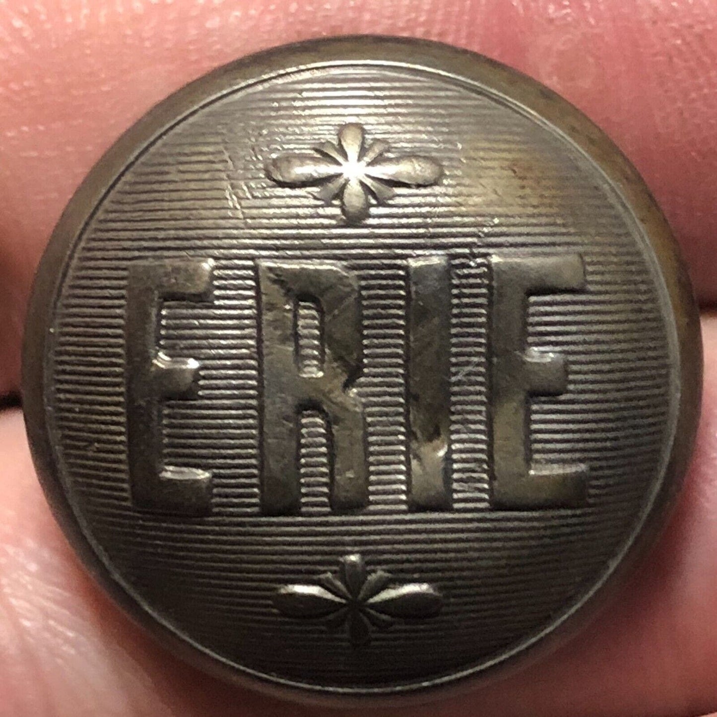 Erie Railroad Uniform Button Silvertone 3/4" - Convex Scovill Waterbury Dent