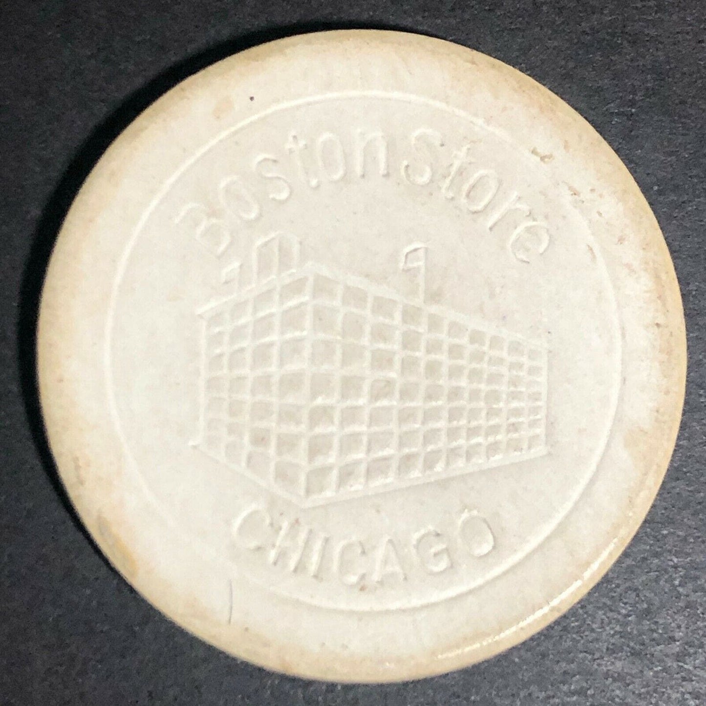 c1910's "Boston Store" White Fiber / Wood Advertising Poker Chip VGC