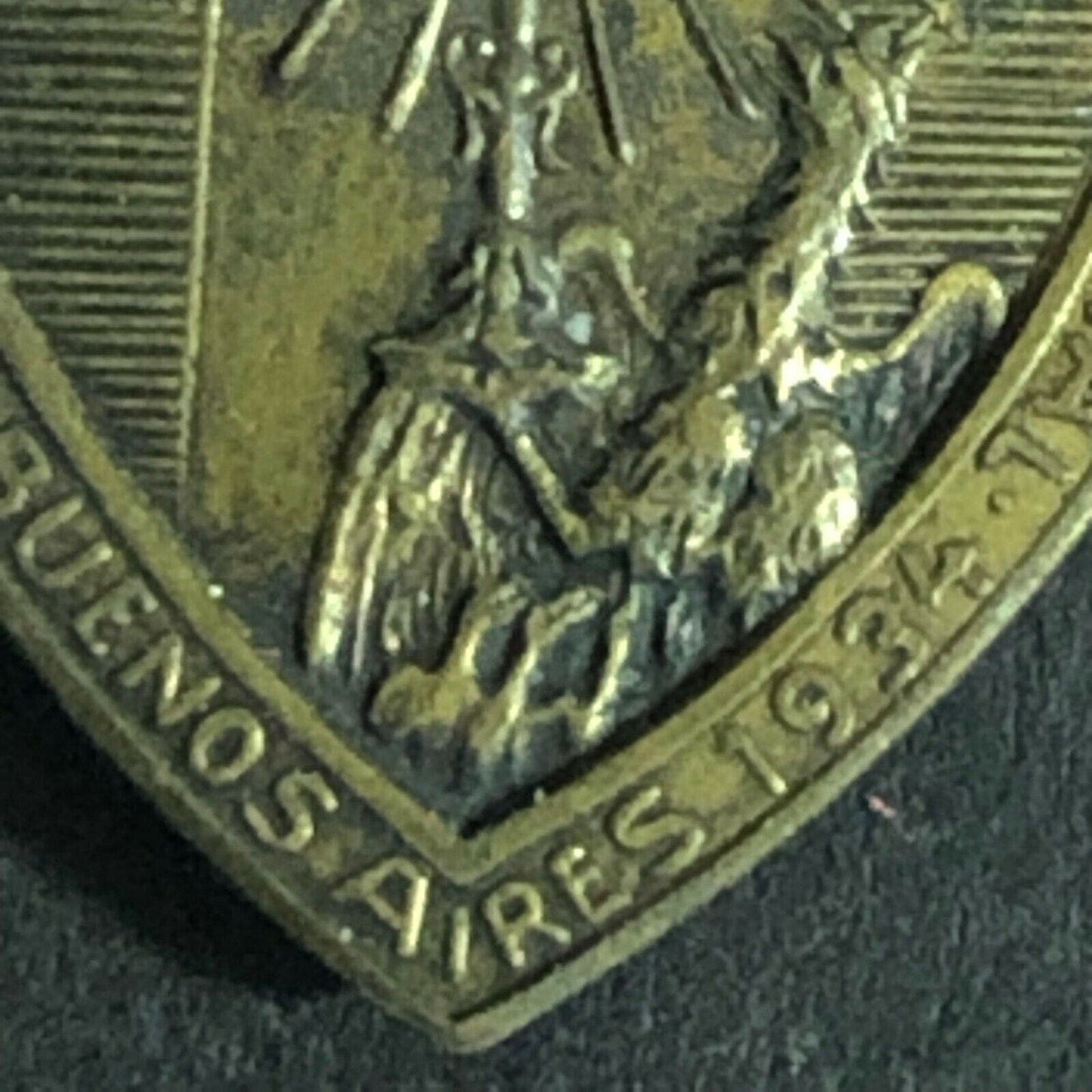 1934 XXXII Congreso Bucaristico Internacional Buenos Aires Shield Pendant