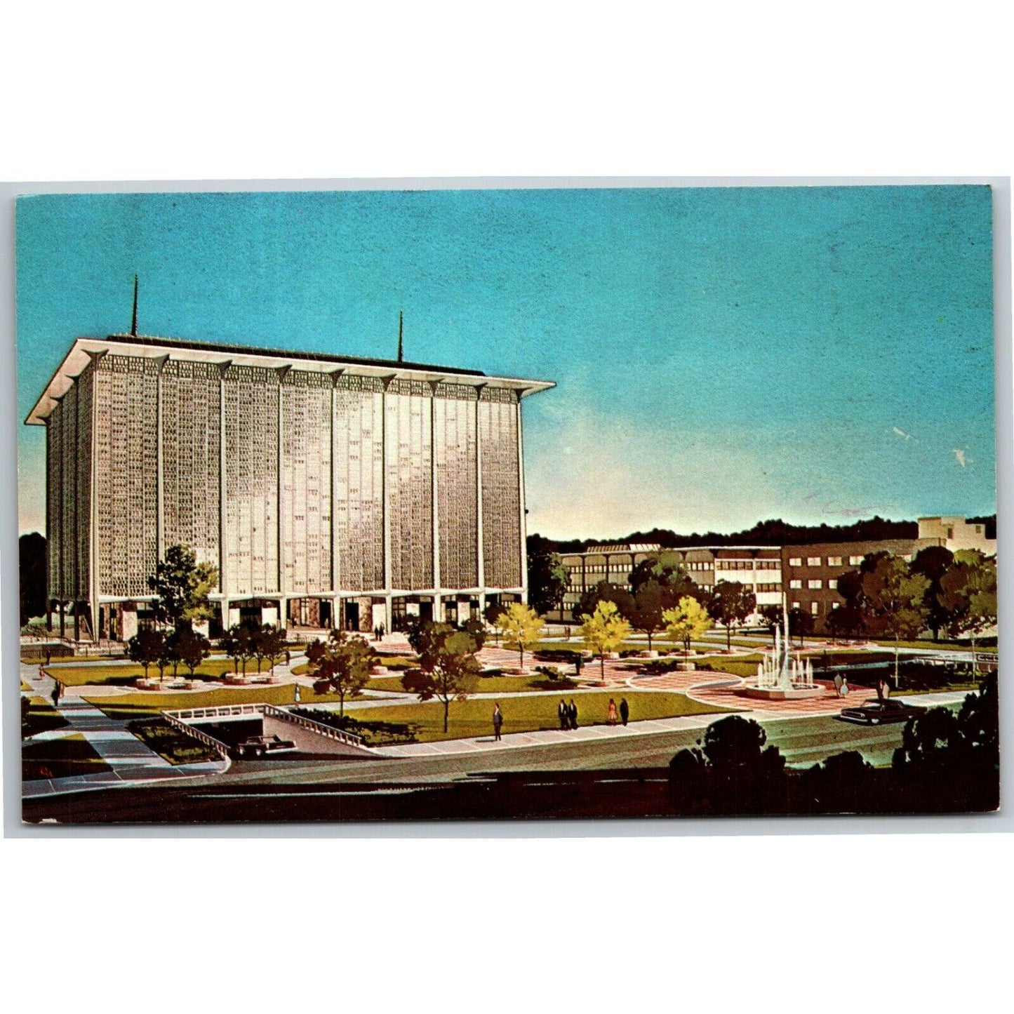Vintage Postcard Fresno County Courthouse, Fresno, CA -- Unposted