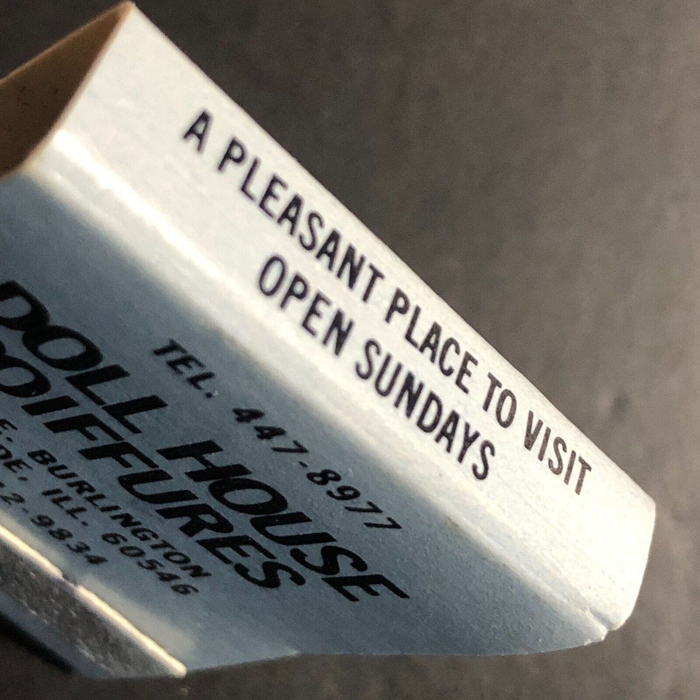Doll House Coiffures Riverside, IL Full Matchbook c1968-73