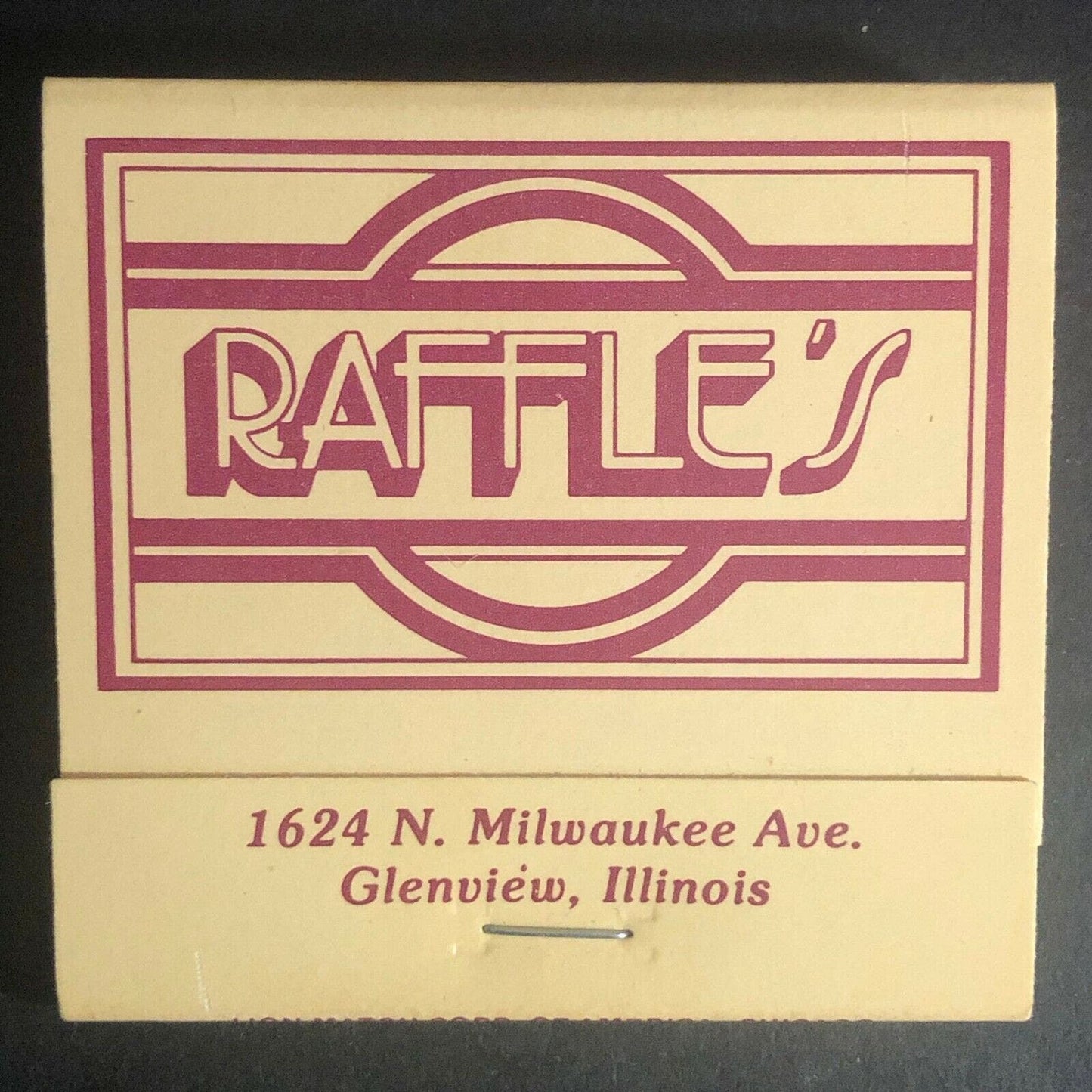 Scarce Vintage c1970's-80's Full Matchbook "Raffle's" Restaurant Glenview, IL