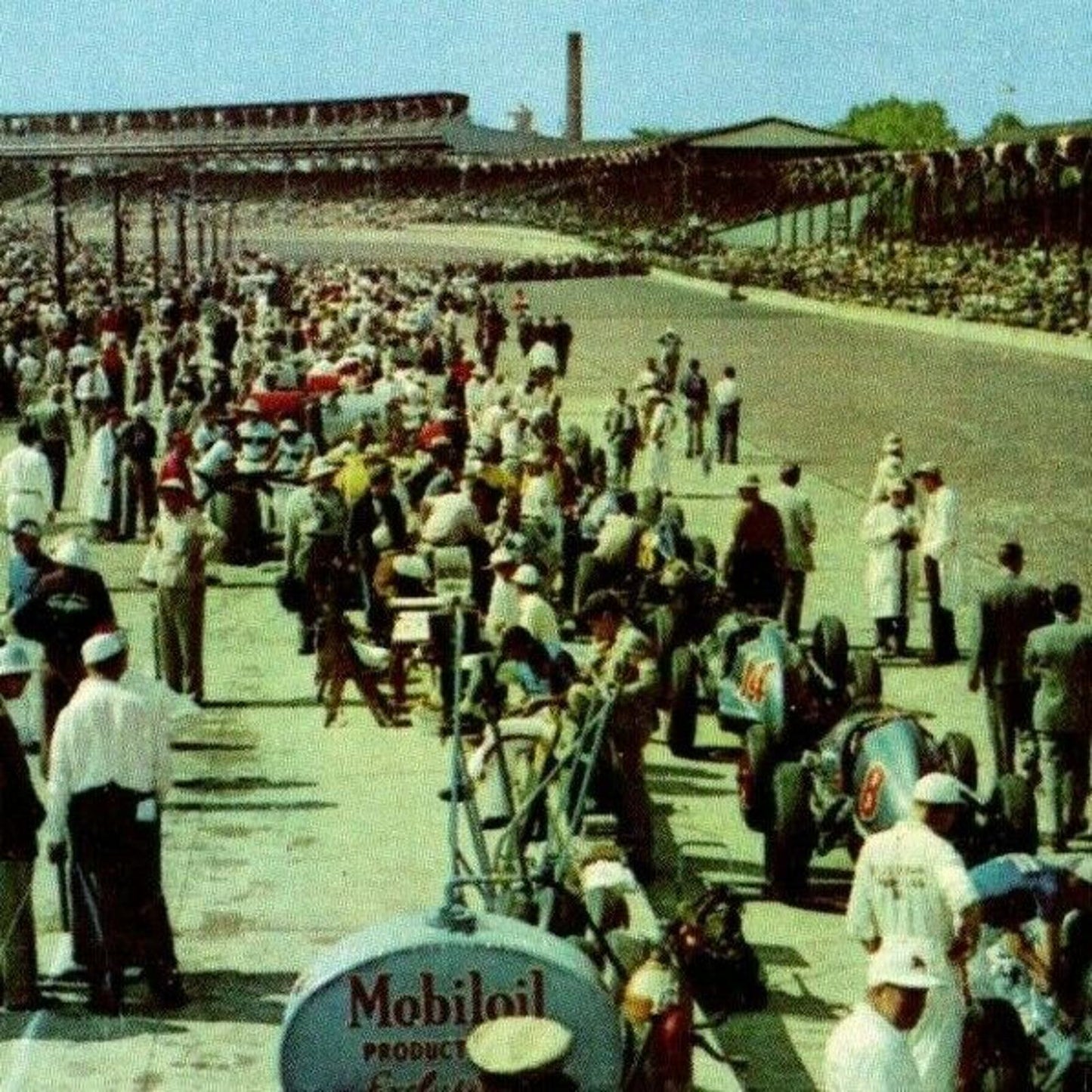Indy 500 Postcard 1950 "500 Mile Speedway - Pit Area" Unposted VGC