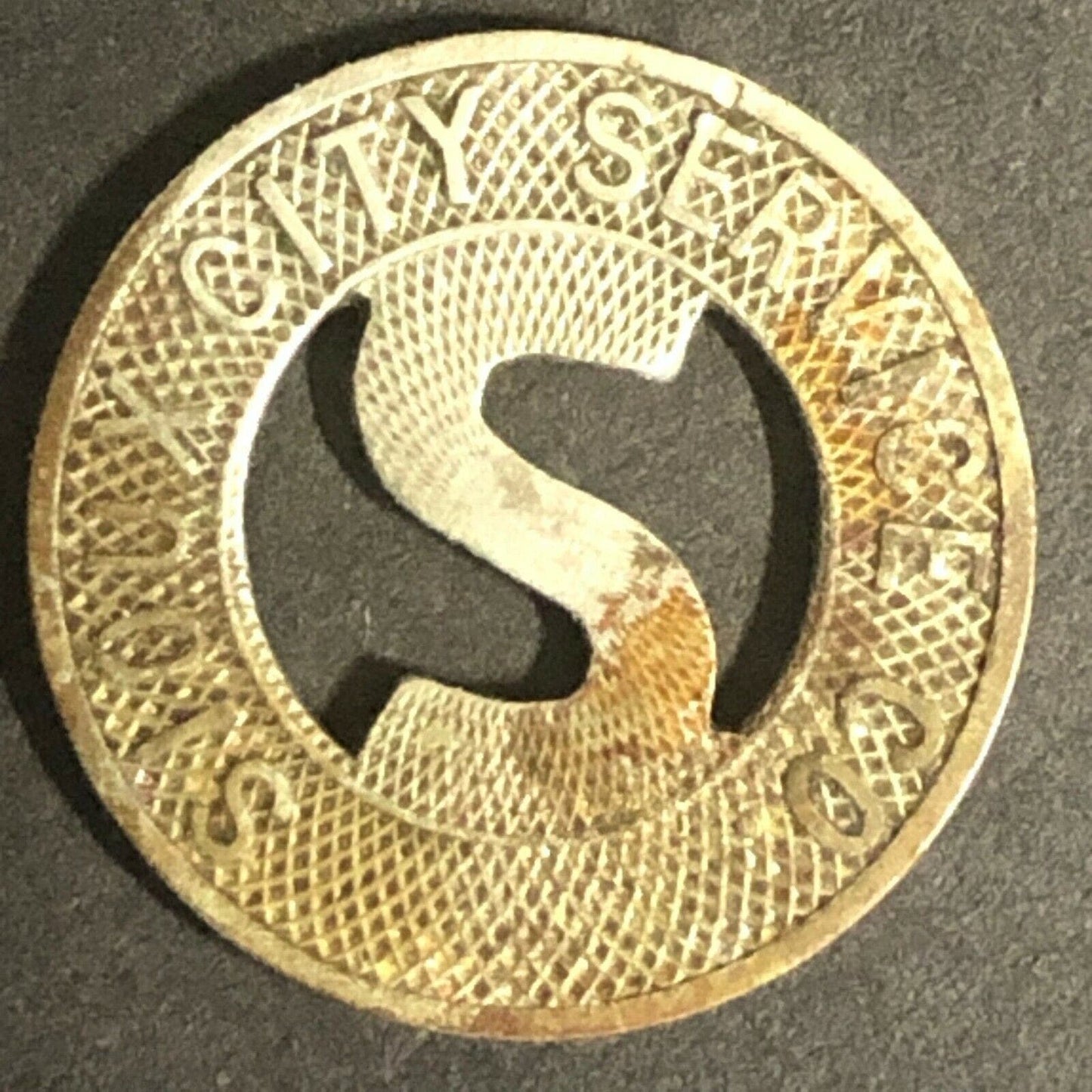 c1942 16mm Sioux City Service Co. G/F One Fare Brass Transit Brass Token - Iowa