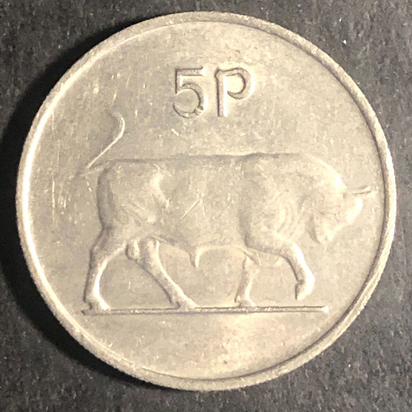 Eire Ireland Irish 1978 w/ Bull Steer 5p Five Pence Coin 23.5mm