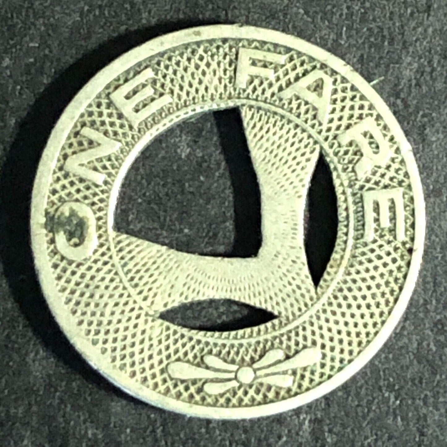 L.T. & L. Co. (Lynchburg Traction & Light) WM One Fare Transit Token c1928 16mm