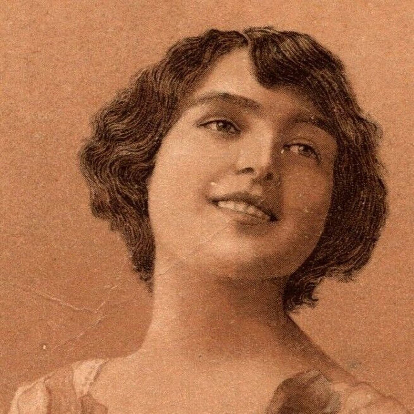 c1911 Vintage Russian Art Theatre / Stage / Screen Actress Postcard (4311)