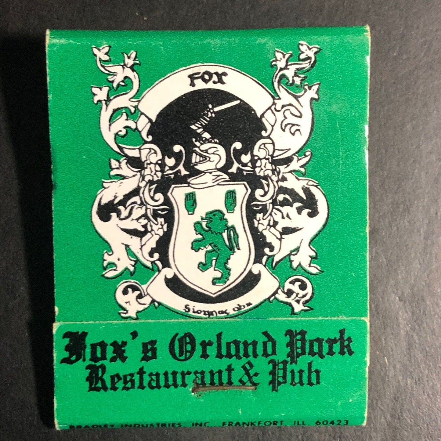 Fox's Orland Park Restaurant Pub Matchbook c1974-84 w/ Coat of Arms