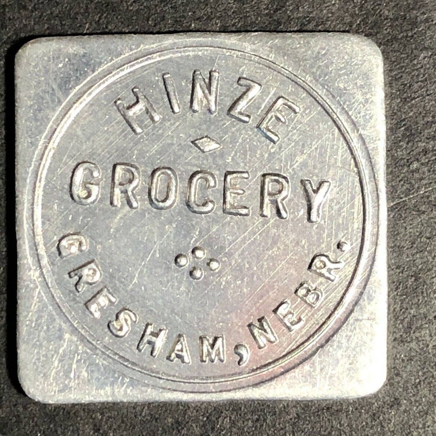 Hinze Grocery 24mm Aluminum Token "Good For 10c In Trade" Gresham, Nebraska