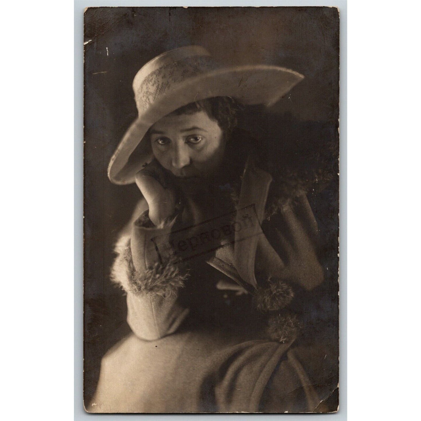 c1910 Vintage Russian RPPC* Theatre / Stage / Screen Actress Postcard (4377)