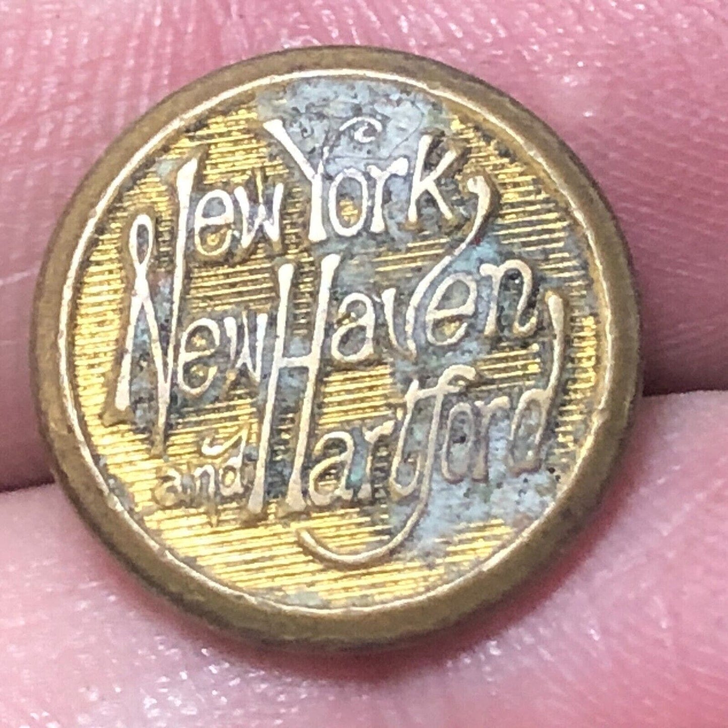 New York New Haven Hartford NH Railroad Brass Uniform Button 1/2" Scovill
