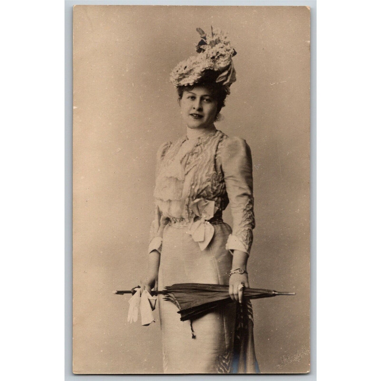 c1905 Vintage Russian RPPC* Theatre / Stage / Screen Actress Postcard (4411)