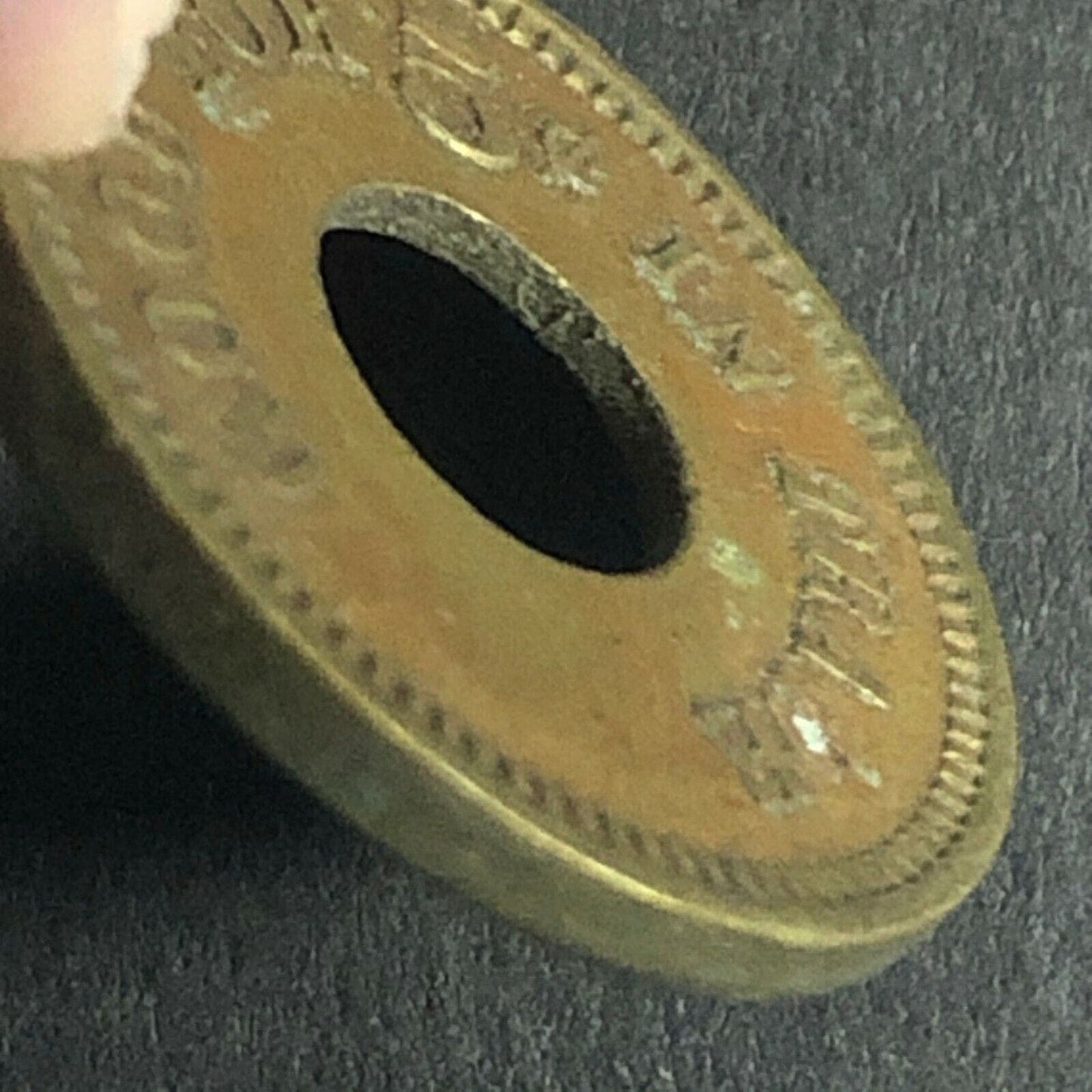 21.19mm Vintage Brass Donut "Good For 5c In Trade" Token 41925 - Fauver Coll.