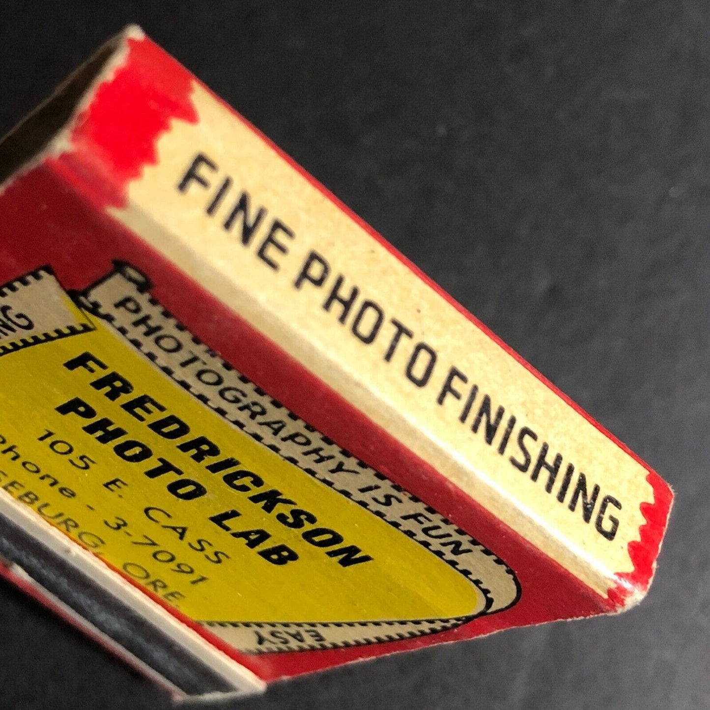 Fredrickson Photo Lab Finishing Roseburg, ORE. c1950's Full 20-Strike Scarce