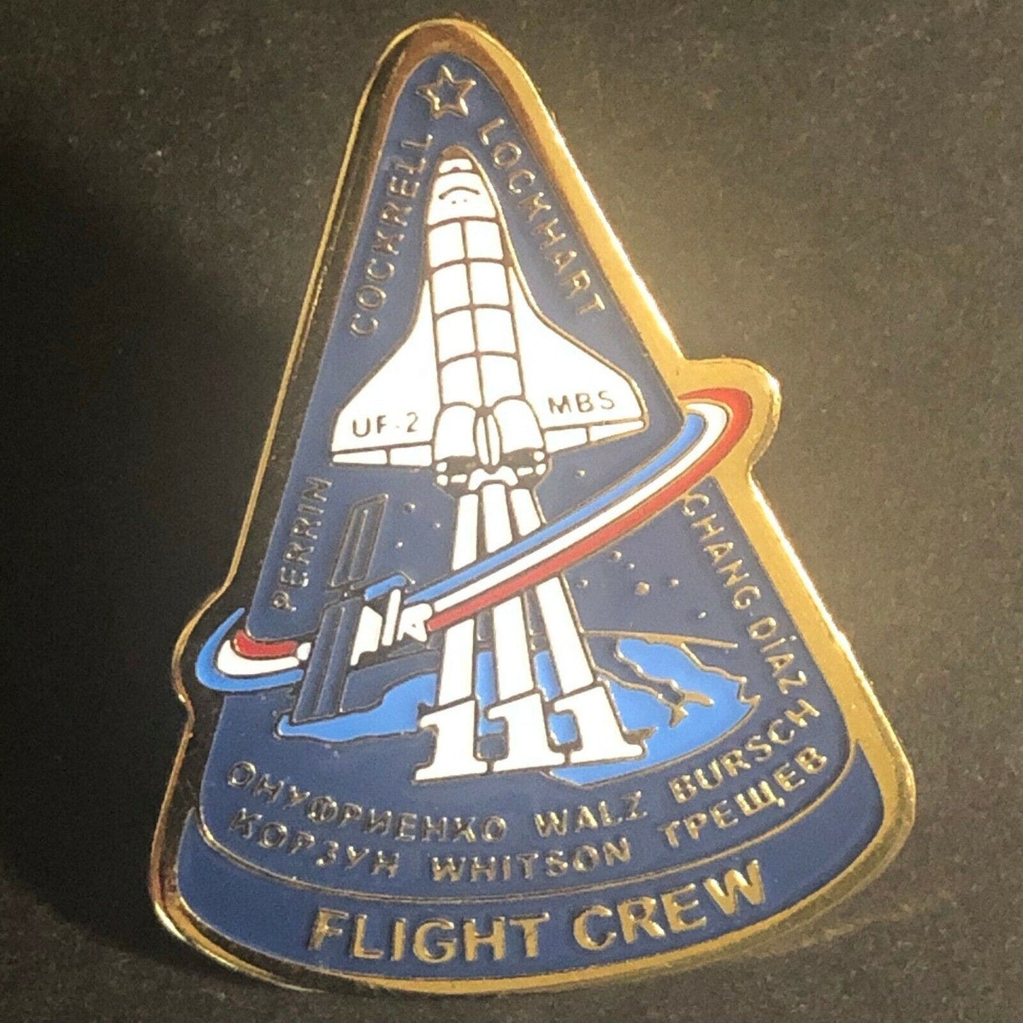 Scarce Official NASA Shuttle Flight Crew Mission Lapel Pin - STS 111 Endeavour