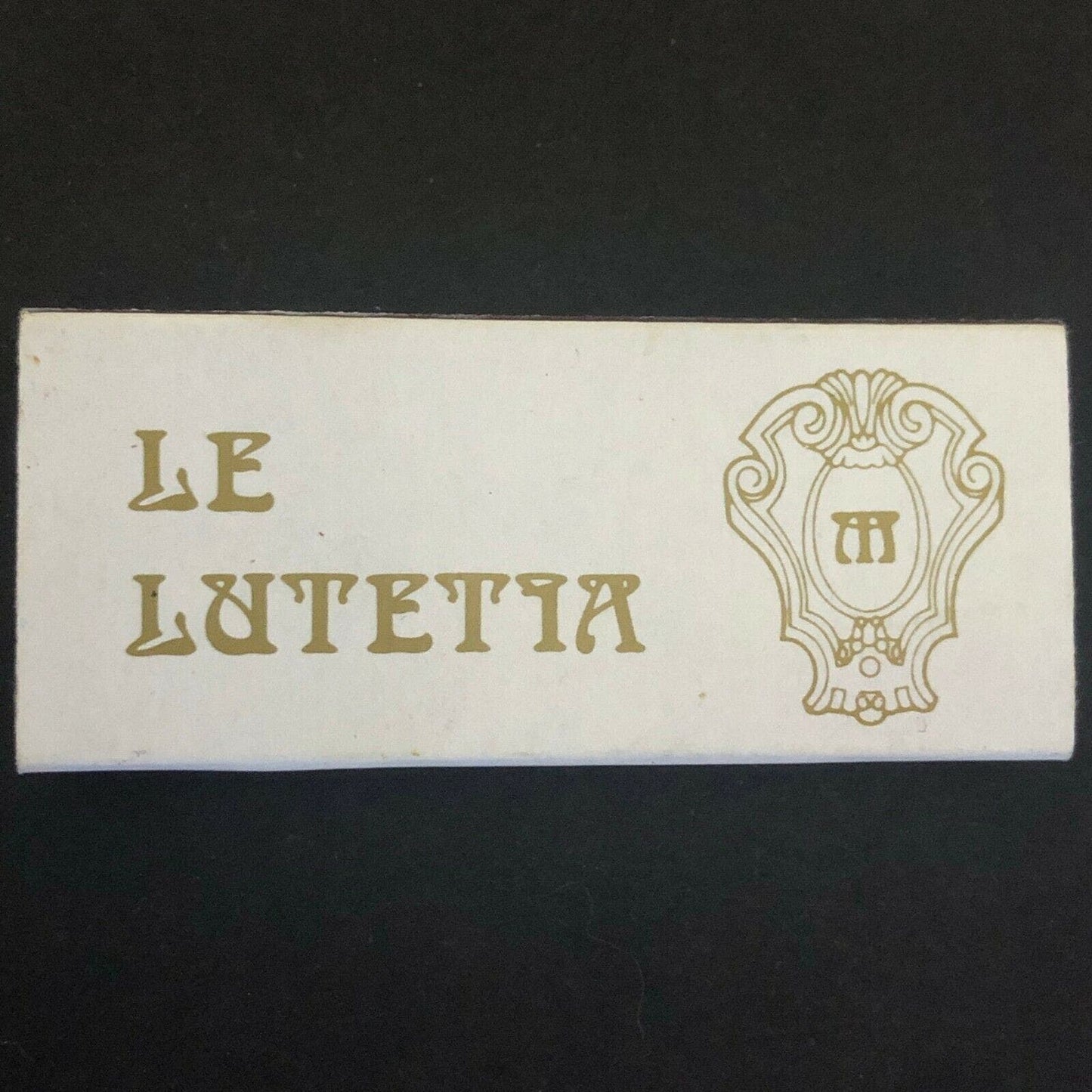 c1980's Wooden Matchbox Matchbook - L' Hotel De La Montagne Montreal, ONT