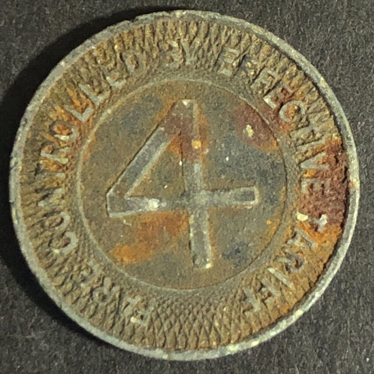 Blue Ribbon Bus Lines Ashland, KY Zinc "Fare Controlled By.." "4" Token 23mm