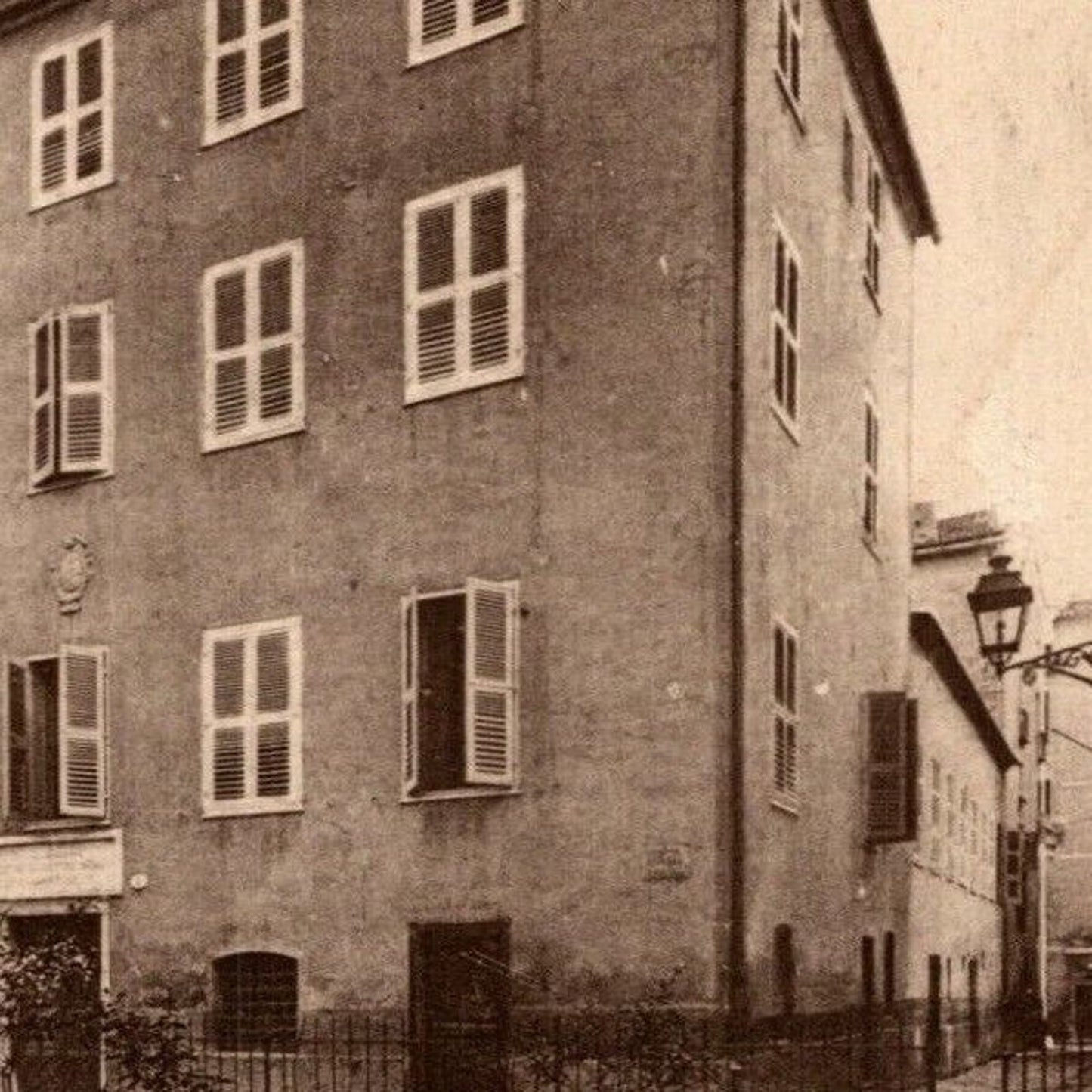 Vintage Postcard "Ajaccio - Maison de Napoleon" France