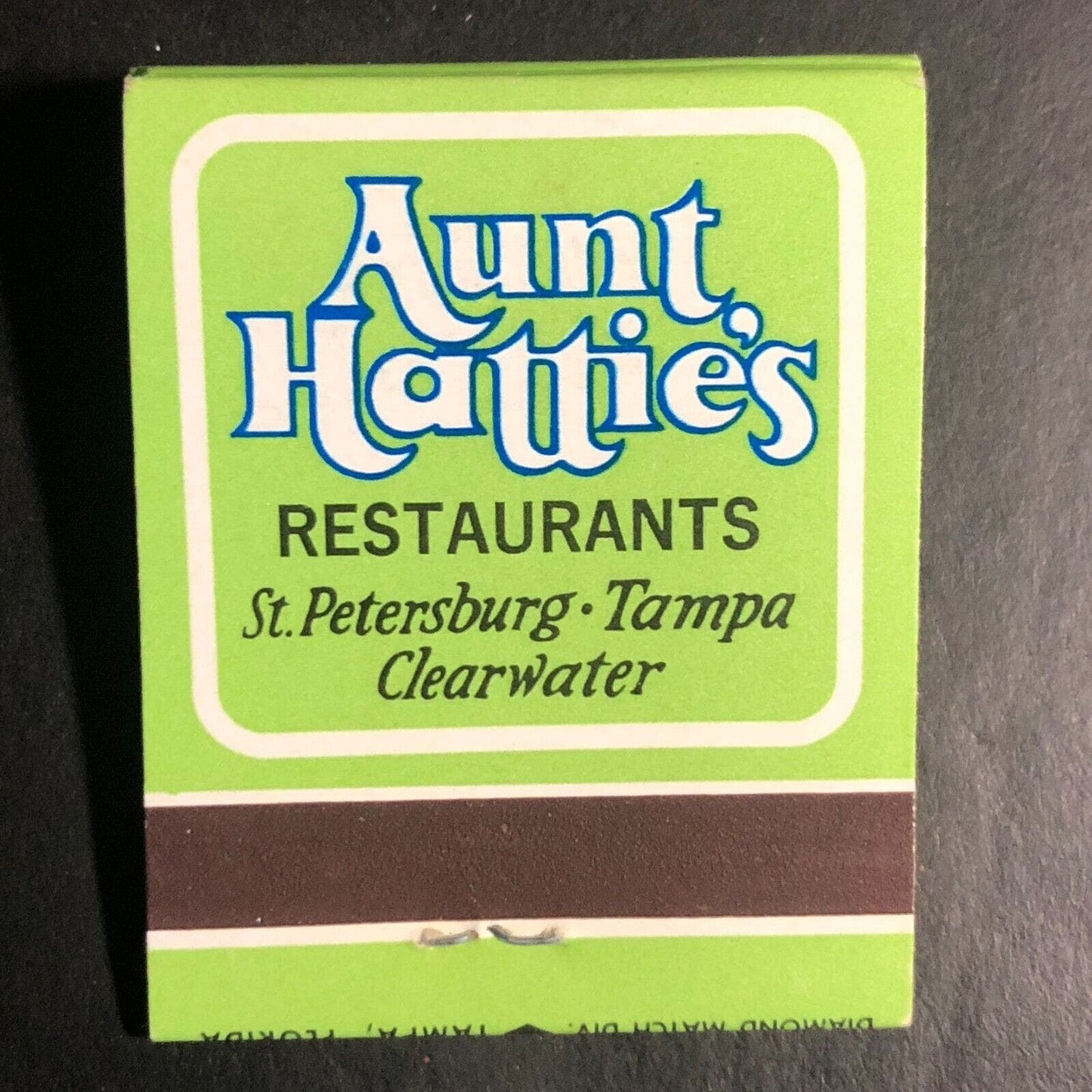 Aunt Hattie's Restaurant St Petersburg, FL Full Matchbook c1974-84