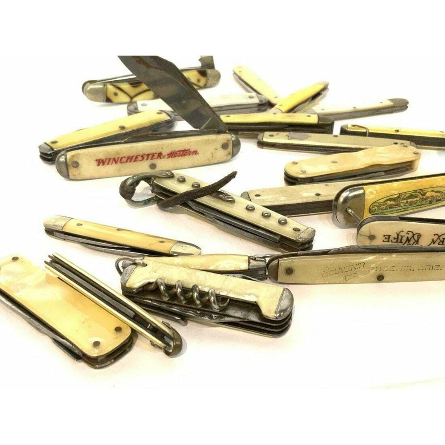 Group of 22 Different Quality Vintage Folding Knife / Knives Pearilized Handles