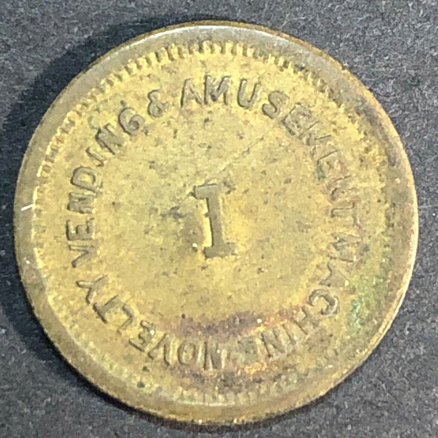 Novelty Vending & Amusement Machine "1" Token 19mm (Unknown) Very Scarce