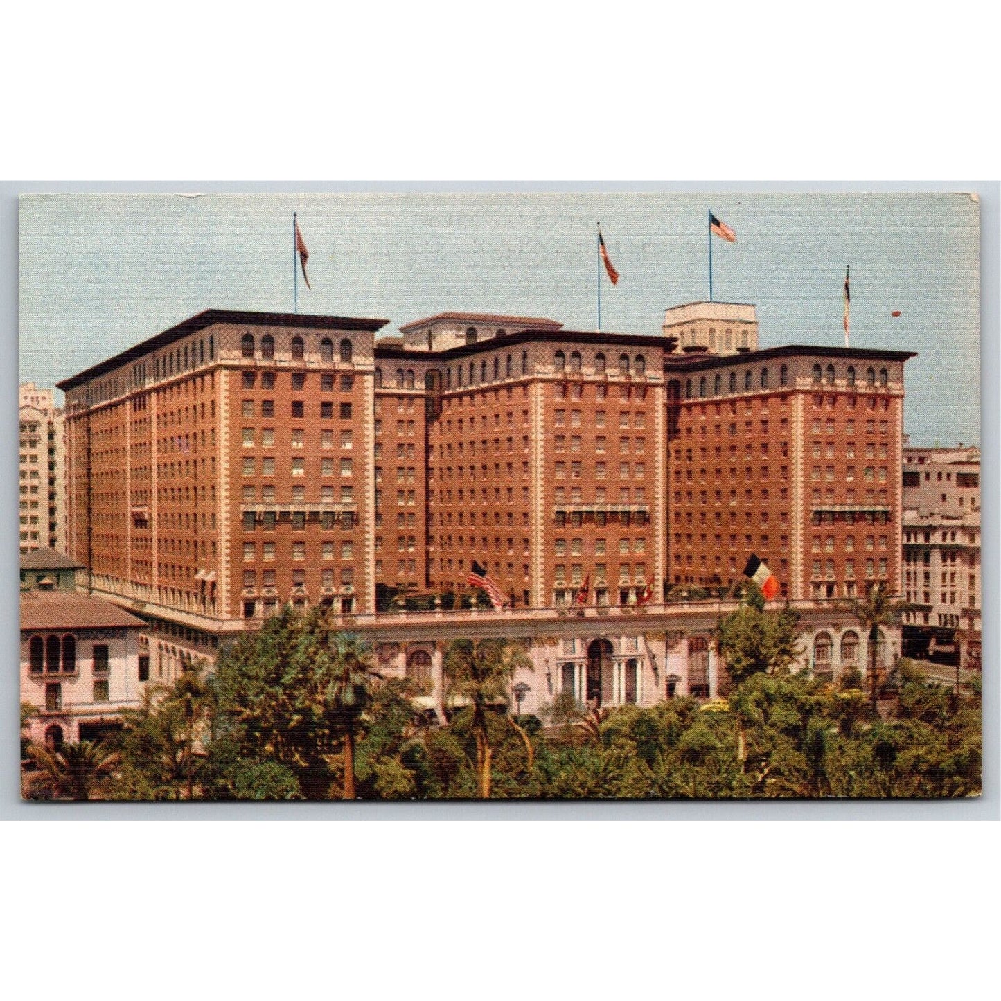 Los Angeles Biltmore Hotel Linen Postcard - c1930's-40's - NP VGC