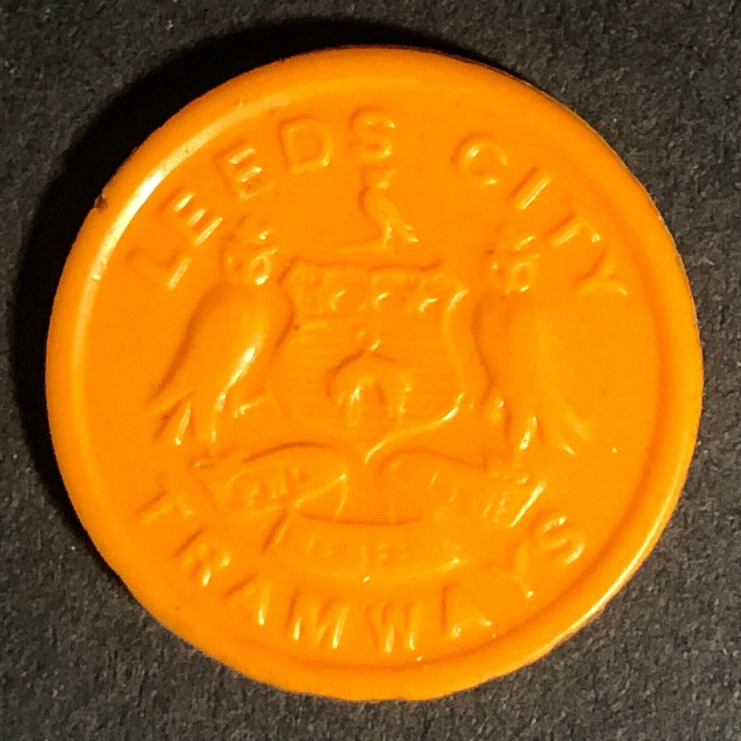 Leeds City Transport England Plastic Transit Token Butterscot 3D 21mm c50's-60's
