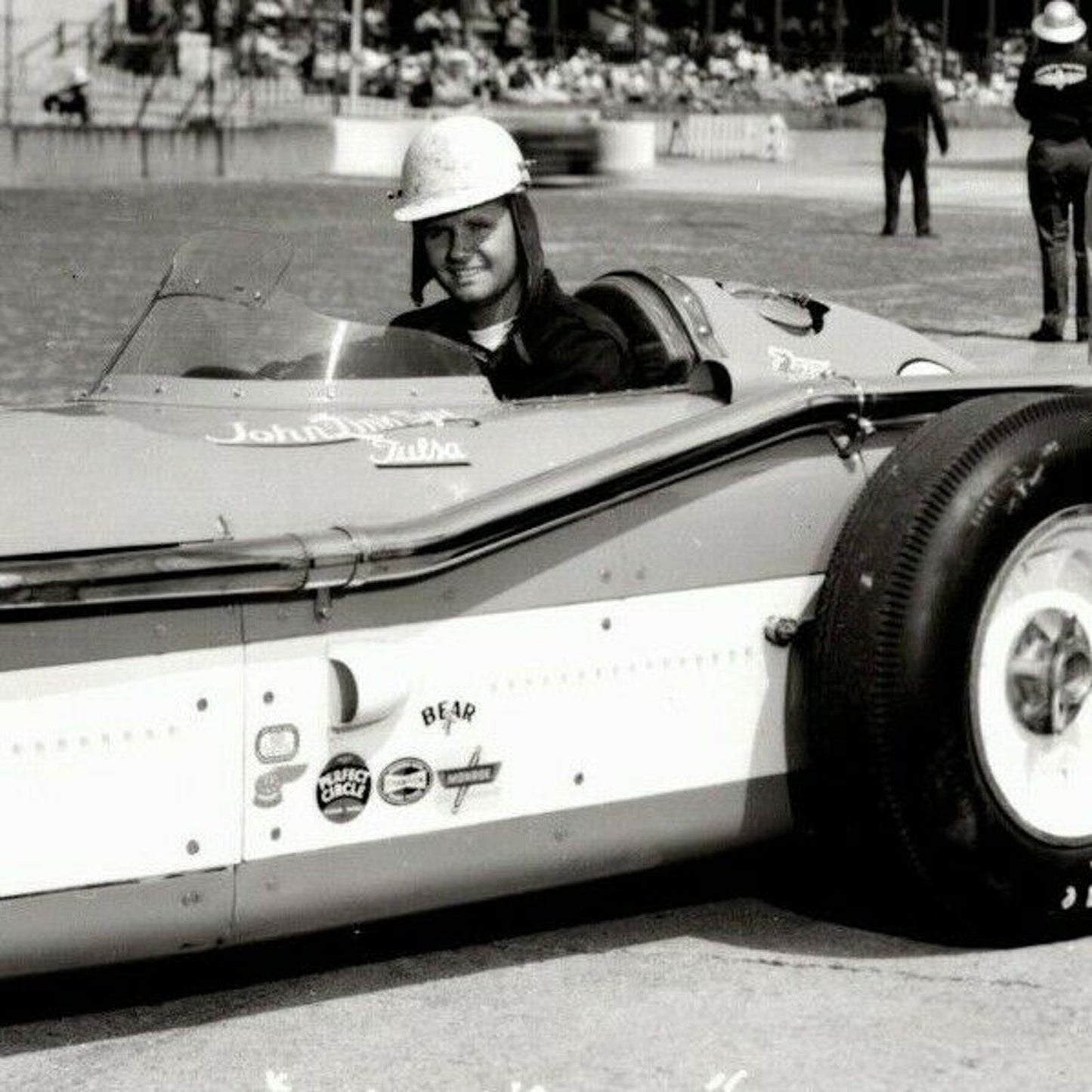 Bob Skeikert Indy 500 Winner 1955 - 8 x 10 Glossy B&W Photograph VGC