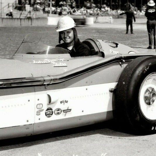 Bob Skeikert Indy 500 Winner 1955 - 8 x 10 Glossy B&W Photograph VGC