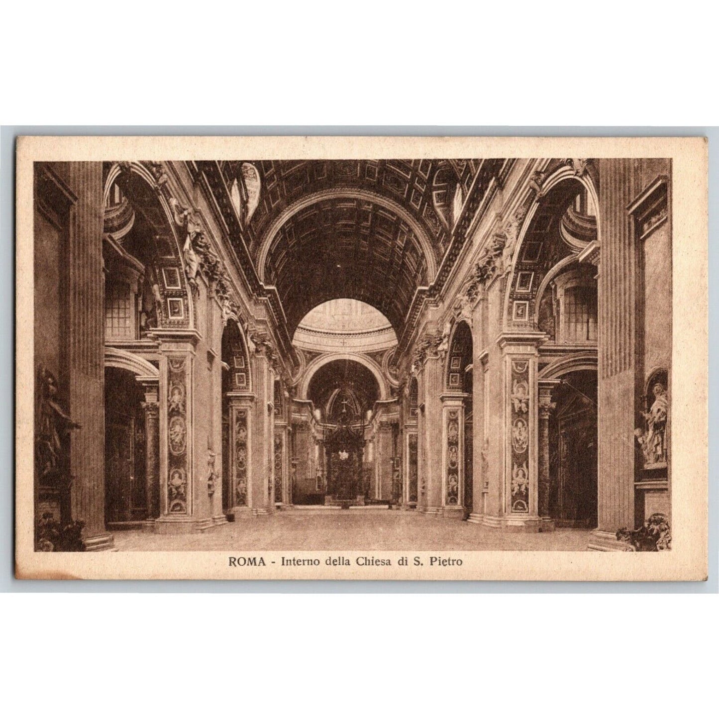 Roma - Interno della Chiesa di S. Pietro - Vintage Postcard NP