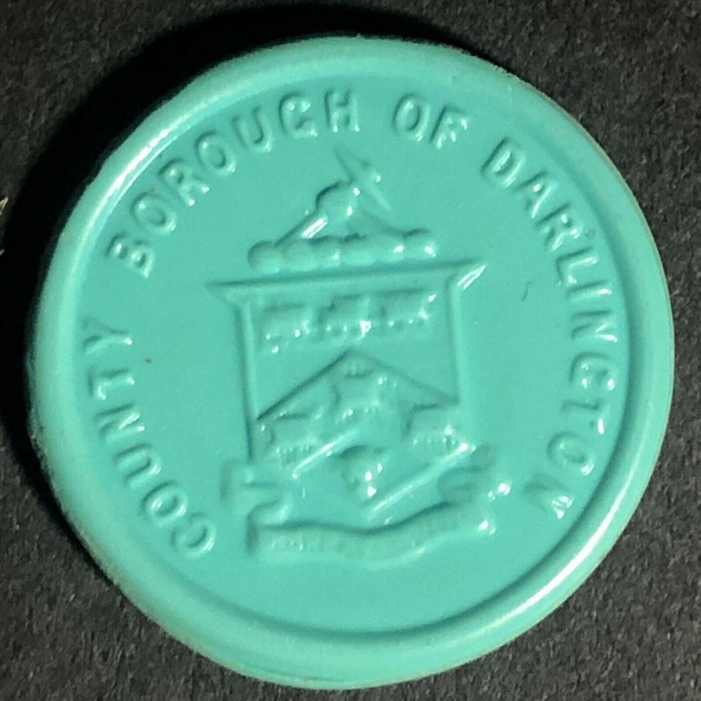 Darlington Transport England Plastic Token Mint Green? 1 1/2D 22mm c50's-60's