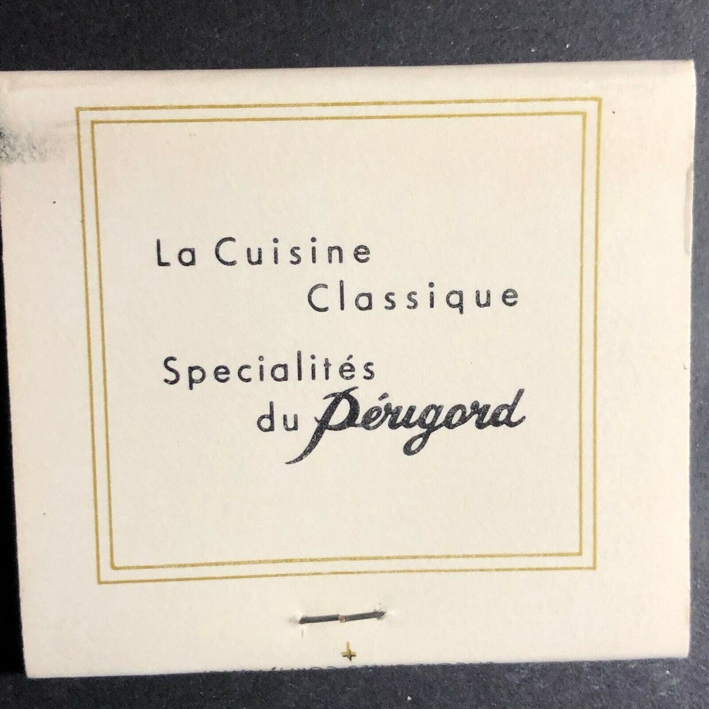 Scarce 1970's Full Matchbook Le Perigord Park Restaurant - Park & 63rd NYC