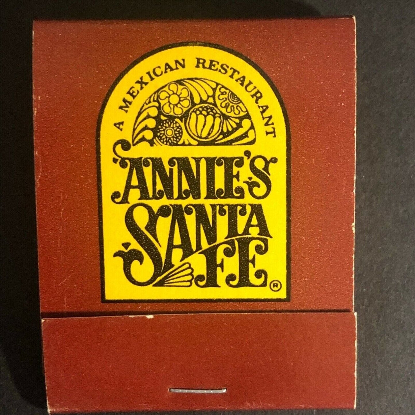 "Annie's Santa Fe" Restaurant Oak Brook, IL c1970's-80's Full Matchbook