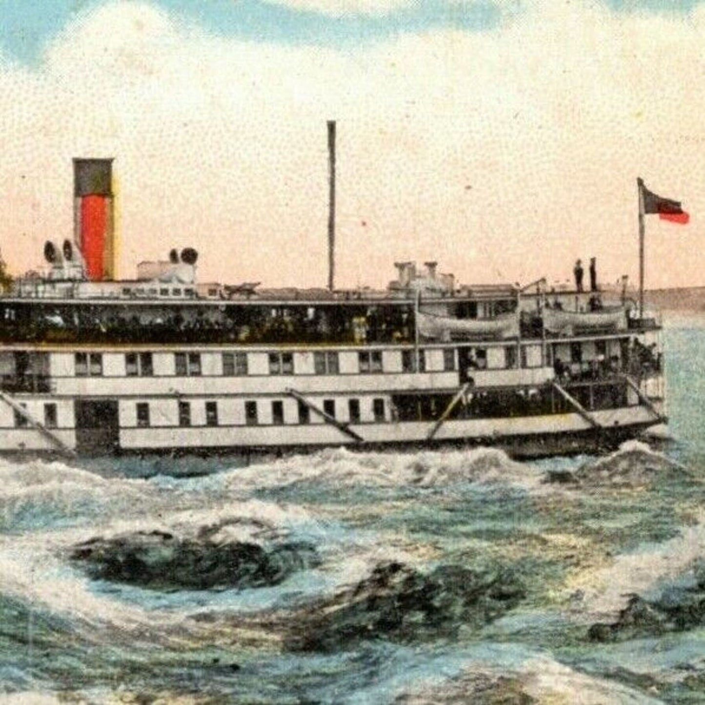 Steamer Shooting Long Sault Rapids, St. Lawrence River CAN Vintage Postcard NP
