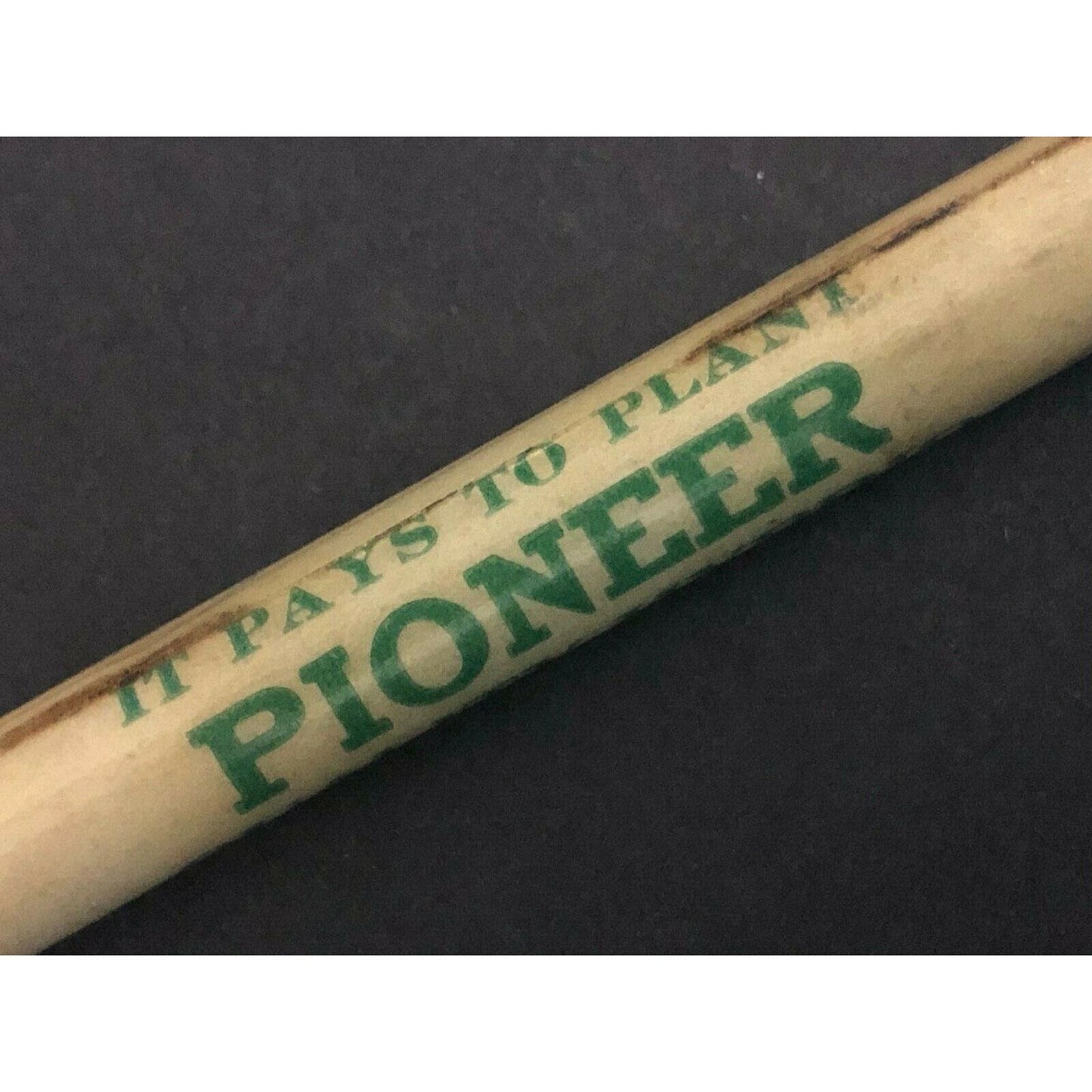 c1930's-40's "Levi Gowdy Pioneer Seed Corn Melbourne" Advertising Bullet Pencil