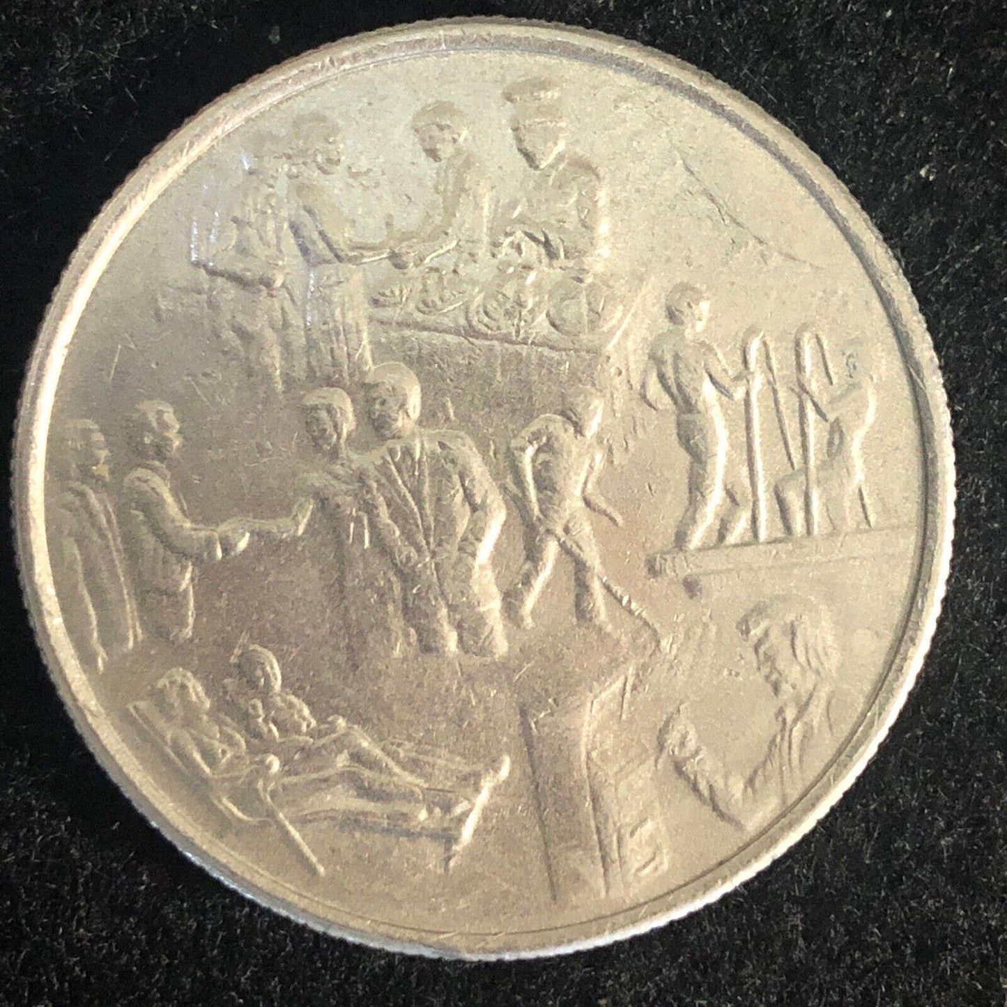 Holland American Cruises Medallion w/ Ship and Activities 37mm 19g VGC c80's-90s