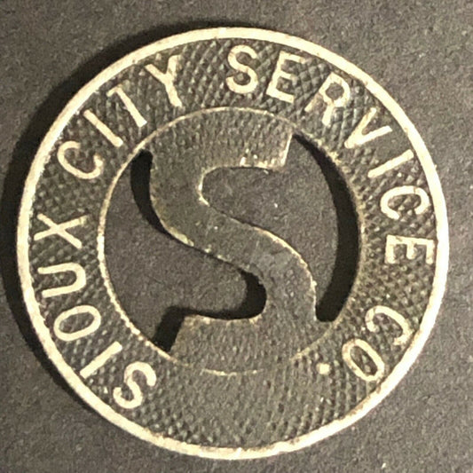 c1942 16mm Sioux City Service Co. G/F One Fare Brass Transit Token - Iowa