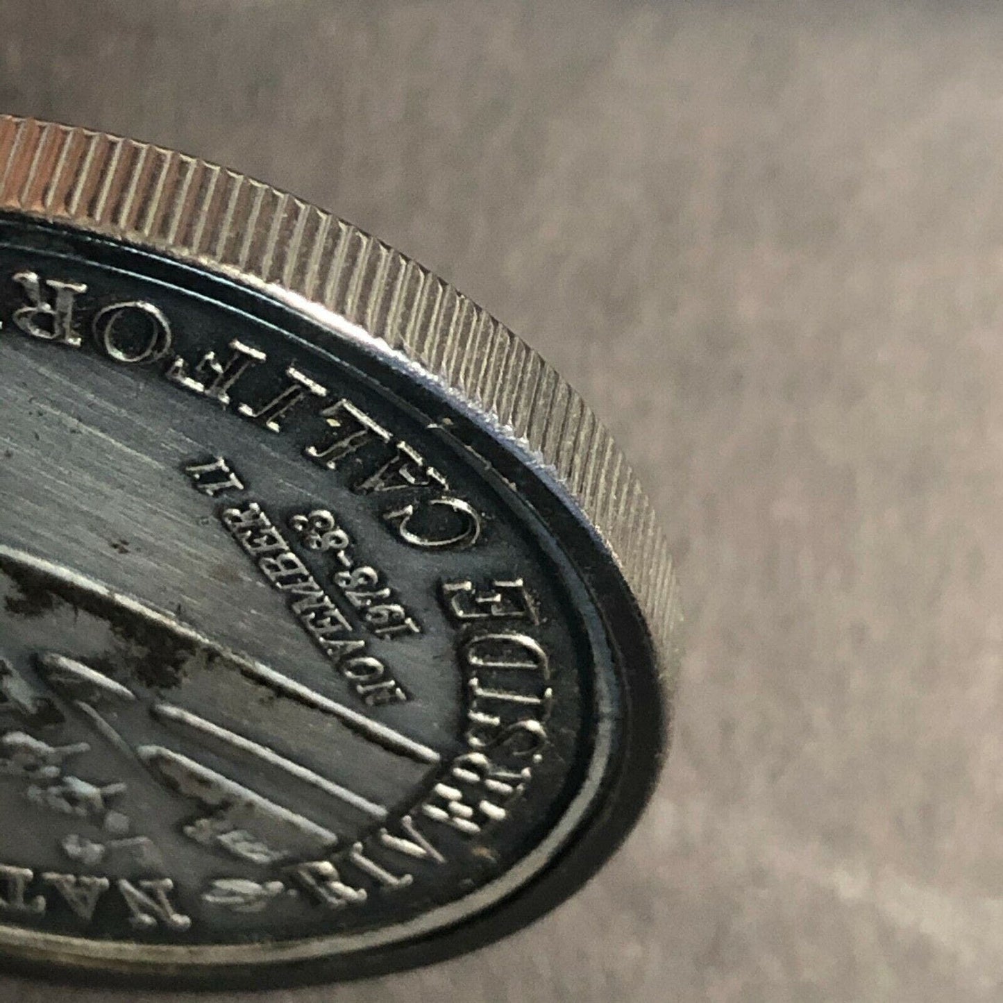 38.25mm National Cemetery Nov 11 1978-88 Commemorative Medallion Riverside CA
