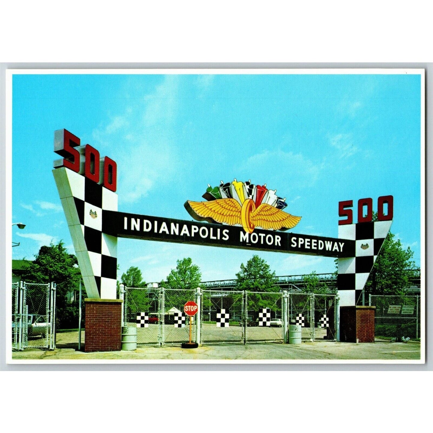 c1985 Indy 500 - Main Gate - Motor Speedway NOS 4" x 5 3/4" Postcard