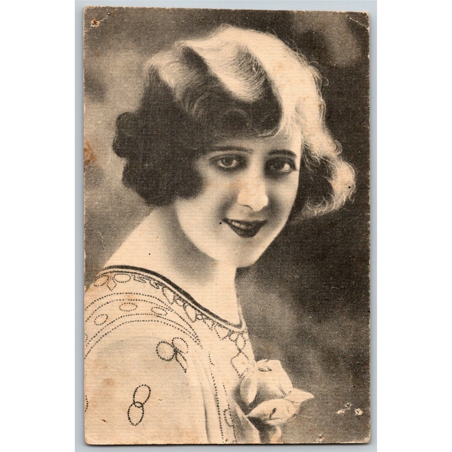 c1912 Vintage Russian Theatre / Stage / Film Actress Postcard (4244)
