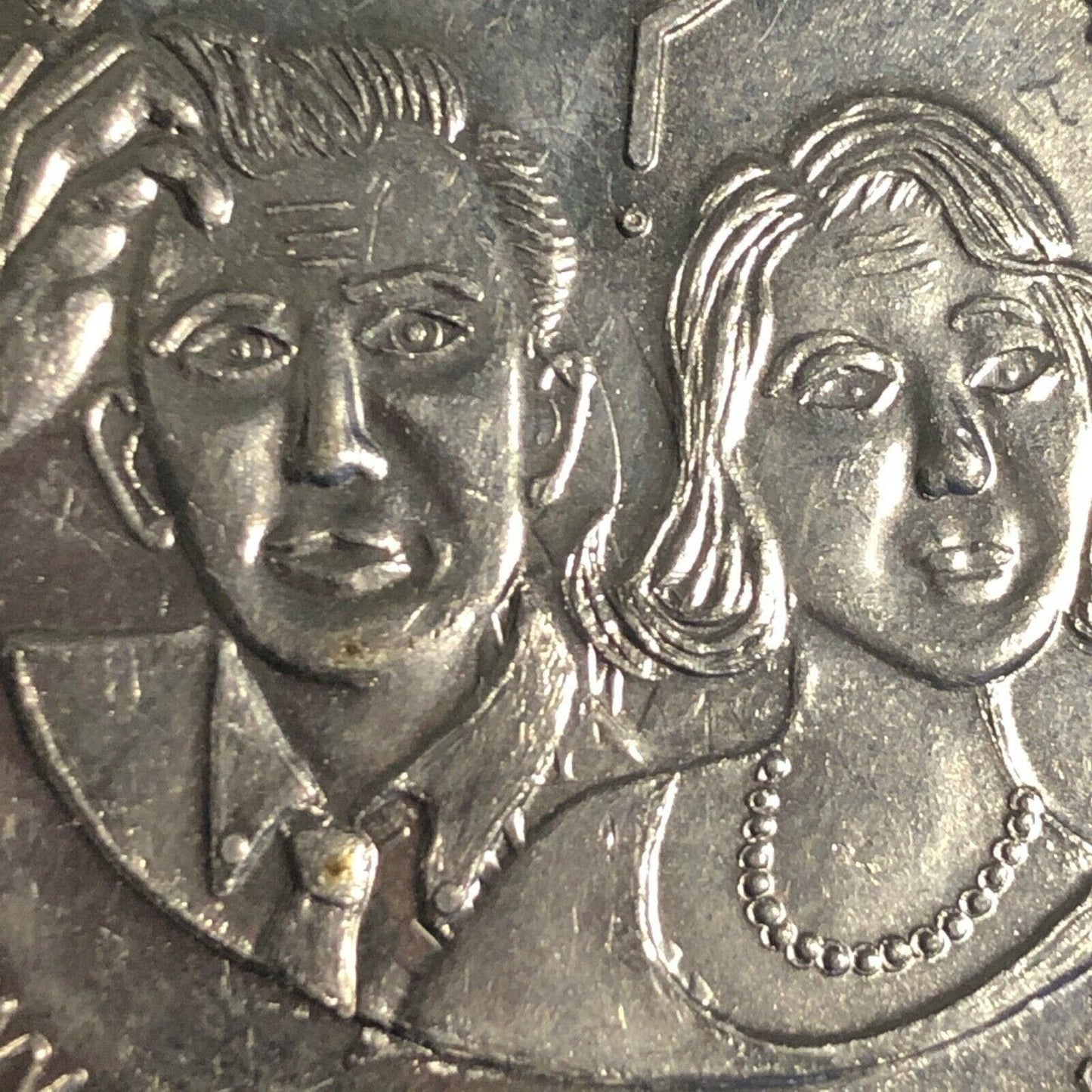1982 39mm Funny Aluminum "1960 Confused Couple of Carnival" Mardi Gras Token