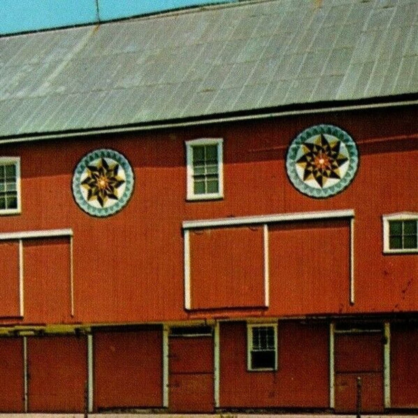 c1960's-70's Vintage Postcard "The Pennsylvania Dutch Country" - Hex Signs Barn