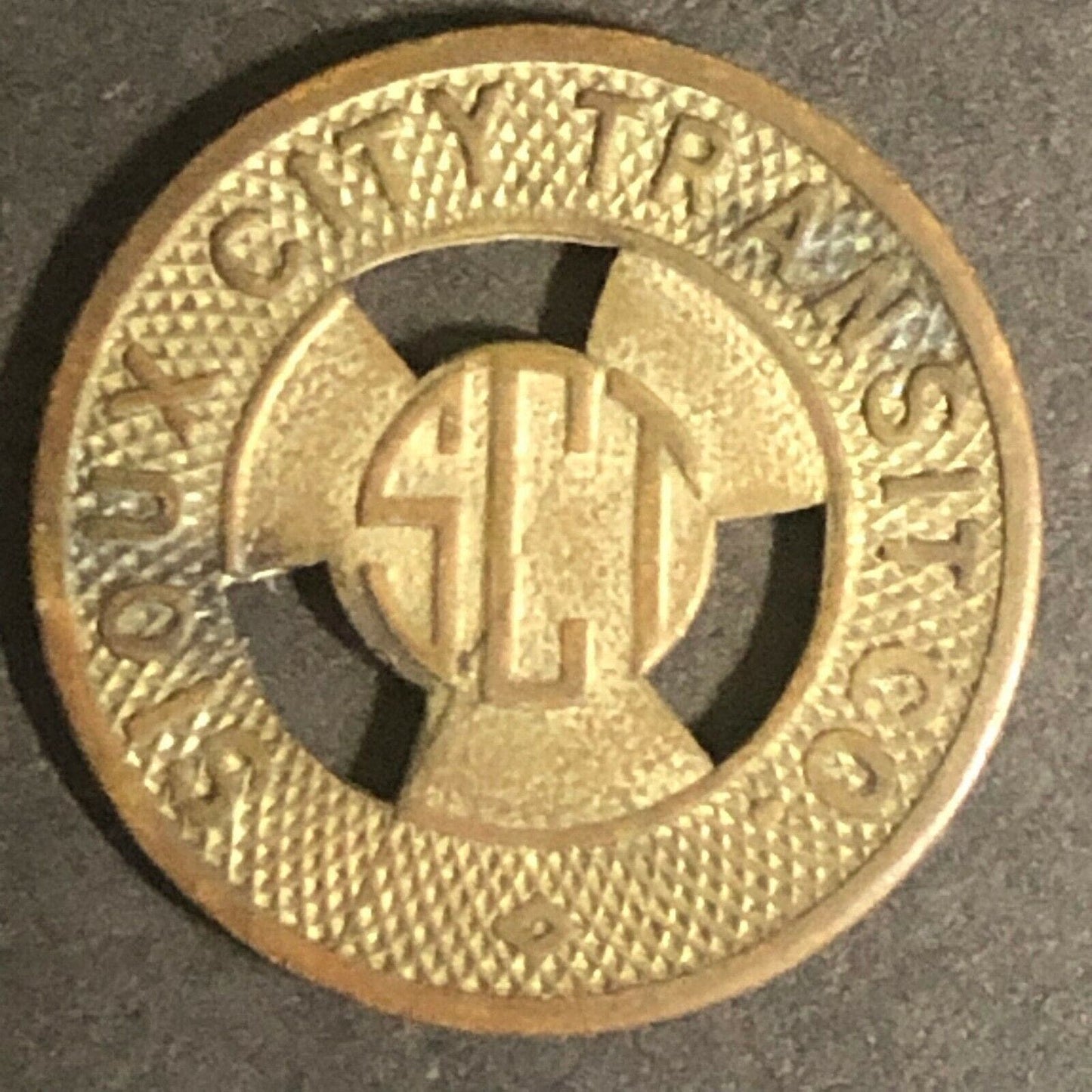c1946 16mm Sioux City Transit Co. - G/F One Fare Brass Token Iowa