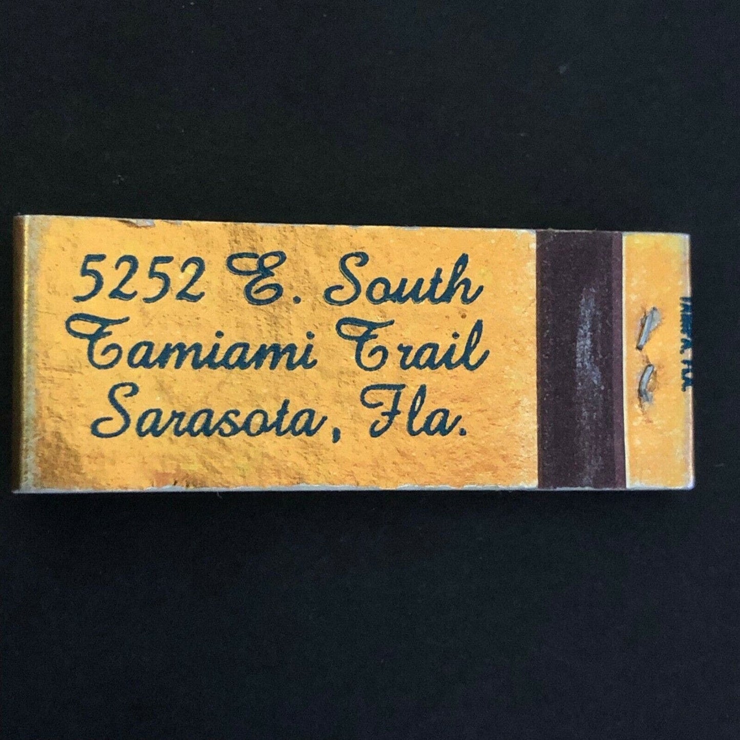 c1970's-80's 10 Strike Matchbook "Incredibles Fine Foods & Wine" Sarasota, FLA