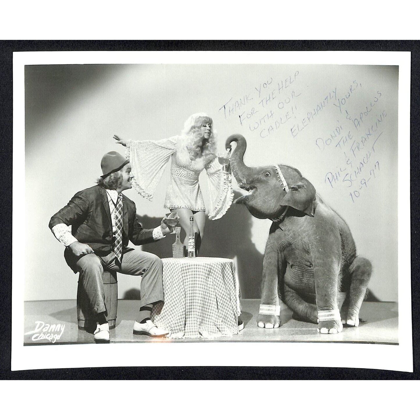1977 Dondi Elephant & The Apollos Phil & Francine Schacht Circus 8" x 10" Photo