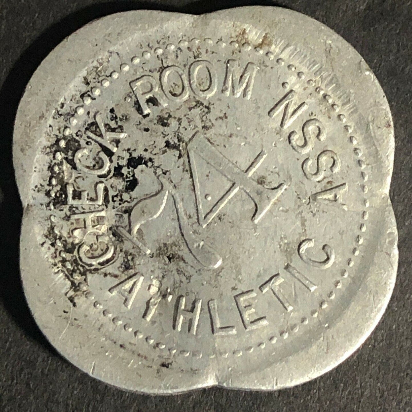 Athletic Assn. Check Room Alum. "74" "10" Token 26.7mm - Damaged
