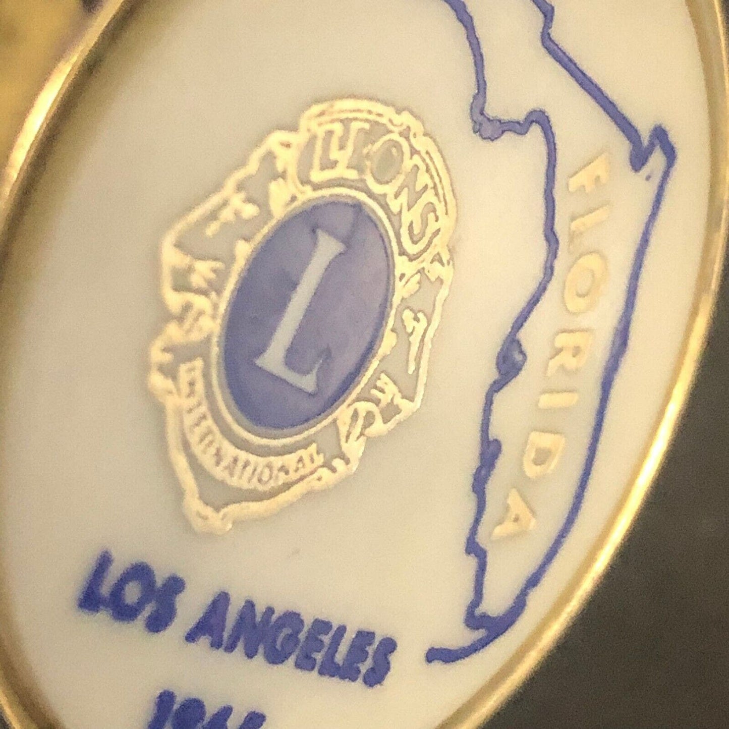 Lions International Florida / Los Angeles 1965 Chromed / Plastic Pinback 42mm
