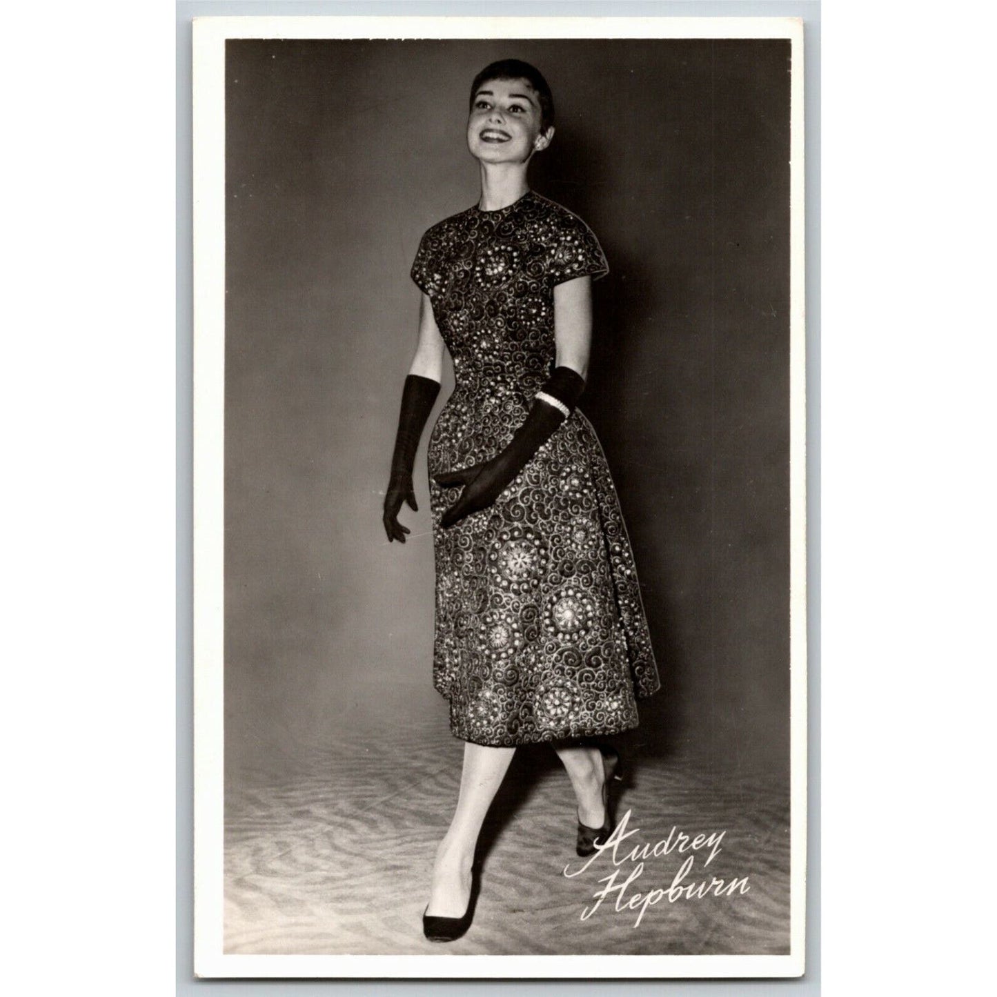 Audrey Hepburn Dutch RPPC Postcard - Ken Prag Collection - VGC
