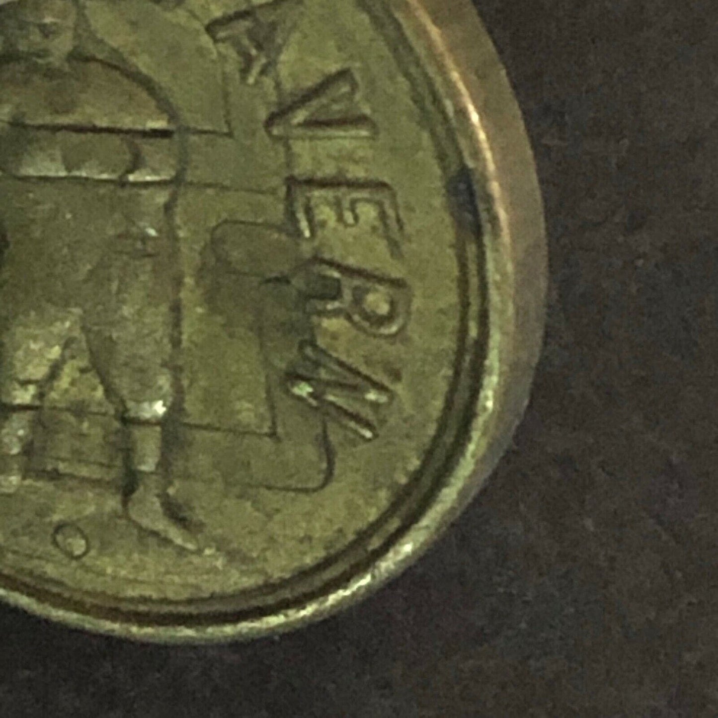 Vintage 20mm Brass "19th Hole Tavern" w/Golfer w/ Overstamp? Token