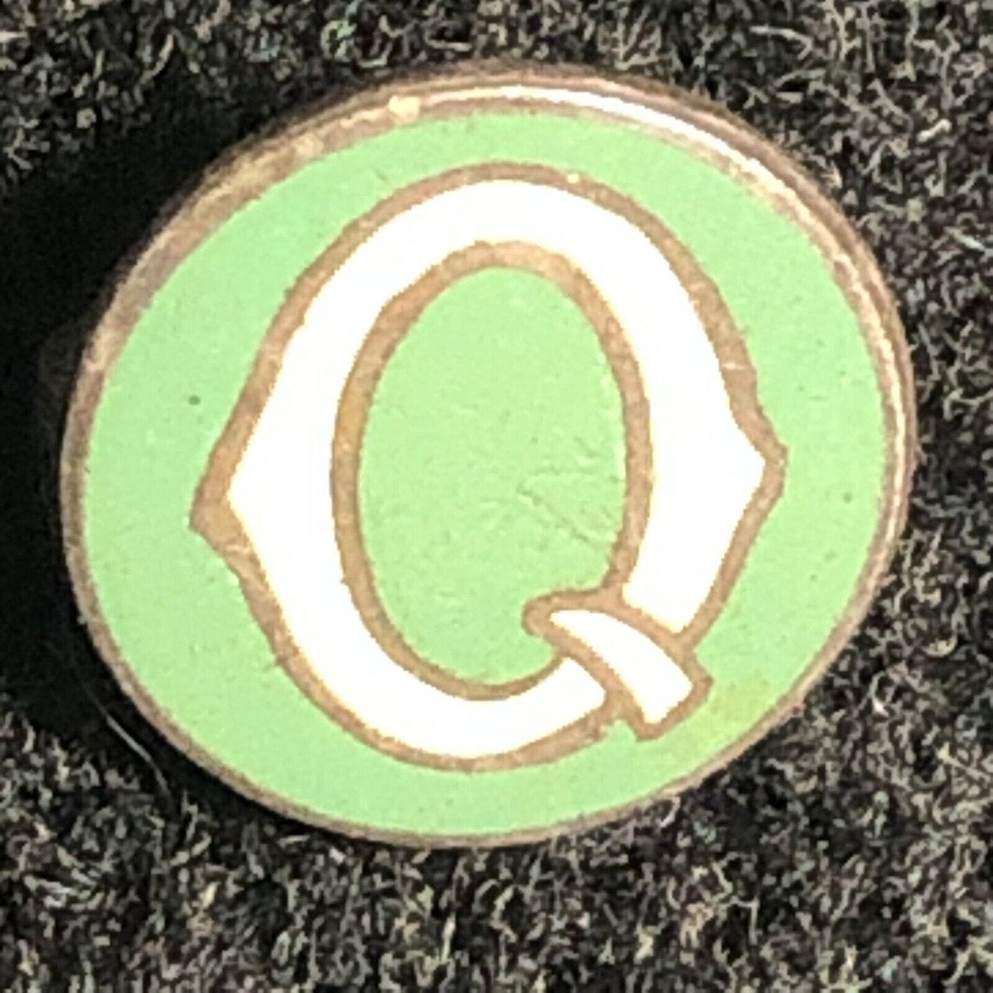 Vintage Green Enameled "Q" Pinback Lap Pin - Sterling